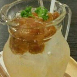 บ๊วยน้ำใส