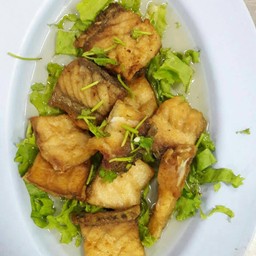 ปลากะพงทอดน้ำปลา