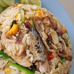 ข้าวผัดปลาทู