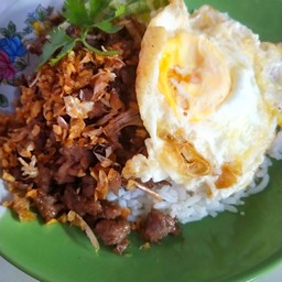 หมูกระเทียม