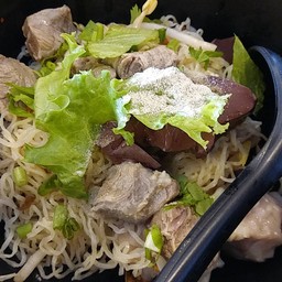 บะหมี่แป๊ะโค้ว