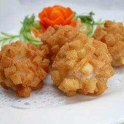 ลูกชิ้นเชียงโกลด์