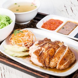 บะหมี่หน้าไก่ Roast Chicken w  Egg Noodle