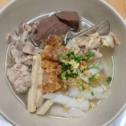 ก๋วยจั๊บน้ำใส