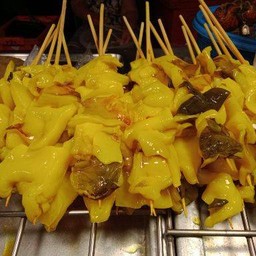 เจ๊บุญรอดหมึกย่าง