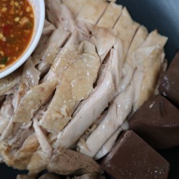 ข้าวมันไก่เจ้หงวน
