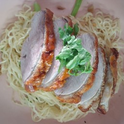 บะหมี่เป็ดย่างแห้ง