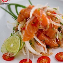 ยำแซลมอน