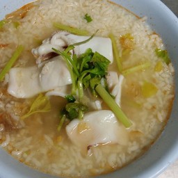 ข้าวต้มปลาหมึก