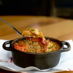 LOBSTER MAC N CHEESE