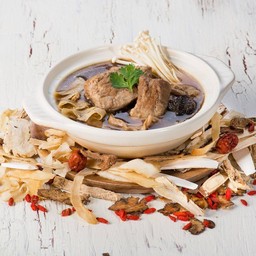 บัคกุ๊ดเต๋ Bak Kut Teh