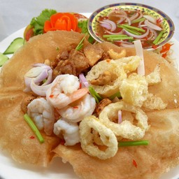 ยำ สามกรอบ