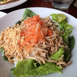 ขนมจีนทรงเครื่อง