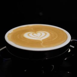 LATTE (HOT)