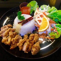 ข้าวไก่คาราเกะ