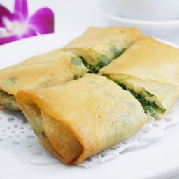 เปาะเปี๊ยะกุ้ยฉ่าย