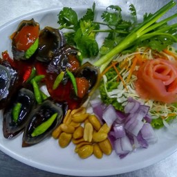 ไข่เยี่ยวม้าทรงเครื่อง