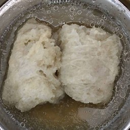 เยื่อไผ่ห่อหมู