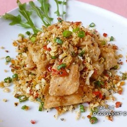 เนื้อปลาผัดพริกเกลือ