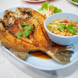ปลาทอดน้ำปลา