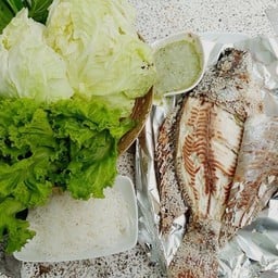 ร้านปลา บ้านค่าย