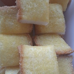 ขนมปังปิ้งเนยน้ำตาล