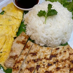 ข้าวหน้าหมูหรือไก่ย่างราดซอสเทอริยากิ