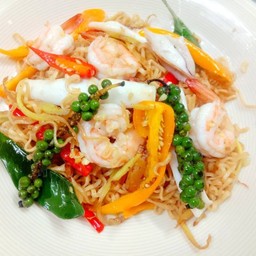 ผัดทะเลขี้เมา