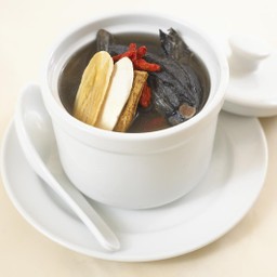 ไก่ดำตุ๋นยาจีน