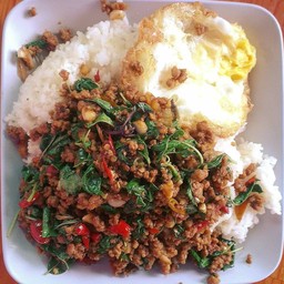 ข้าวกะเพราหมูสับ