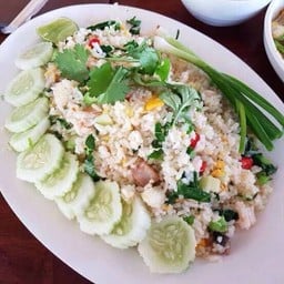 ข้าวผัดคะน้าปลาเค็ม(จานกลาง)