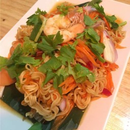 ยำมาม่า(เส้นเอฟเอฟ)