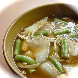 แกงส้มผักรวม + กุ้ง
