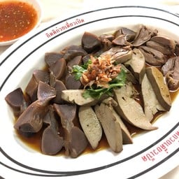 เครื่องใน