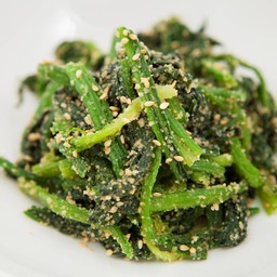 ปวยเล้งคลุกงา