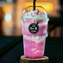 สตอเบอรี่สมูทตี้🛵