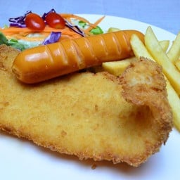 ปลาทอด+ไส้กรอก