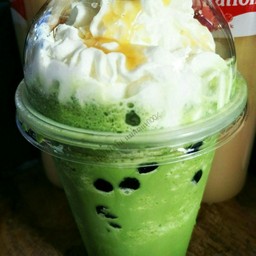 ชาเขียวปั่น + บุกบาวชูก้า + วิปครีม