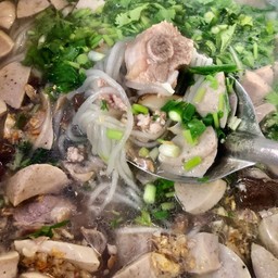 ก๋วยจั๊บญวน คุณทิพย์