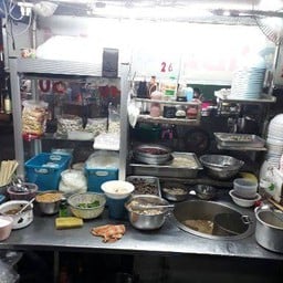 ก๋วยเตี๋ยวเนื้อ-หมูลุงดม ตลาดปากน้ำ