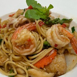 ผัดสปาเก็ตตี้ขี้เมาทะเล