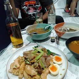 อร่อยมากๆให้สมราคากุ้งเต็มคำทั้งตัวเลยสุดยอดไปเลยแนะนำ