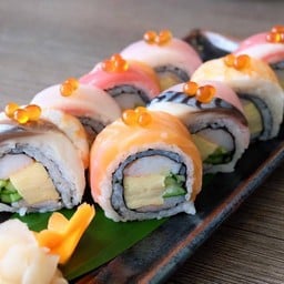 ข้าวห่อสาหร่ายเรนโบว์