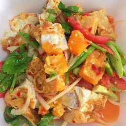 ยำไข่ดาว