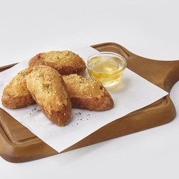 ขนมปังฝรั่งเศสหน้ากุ้ง