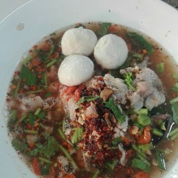 ร้านก๋วยเตี๋ยวตุ๋ม-อ๊อด