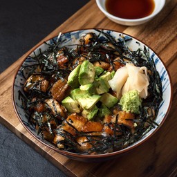 ข้าวหน้าปลาไหล+อะโวคาโด้+ไข่+สาหร่าย+มิโสะซุป