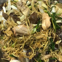 ไก่ผัดขิง