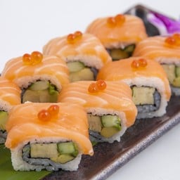 ข้าวห่อสาหร่ายปลาแซลมอน