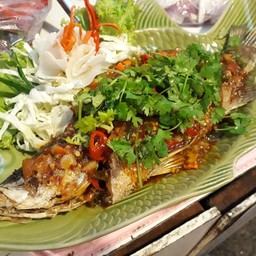 ปลาสามรส